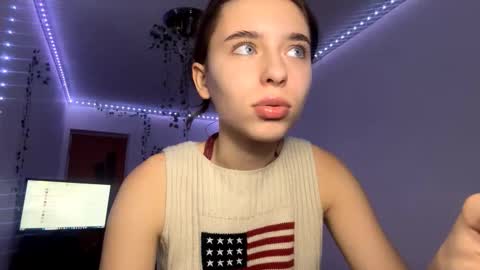 Vivi online show from December 20, 11:06 am