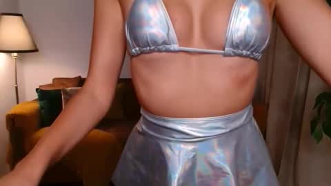Snapshot of vivienneclement chatting on September 11, 4:40 pm Vivienne online show from September 11, 4:40 pm