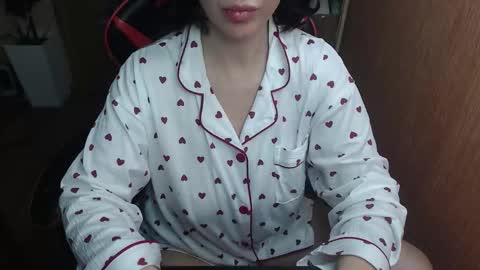 Snapshot of vivo244 chatting on February 6, 11:41 pm Eva online show from February 6, 11:41 pm
