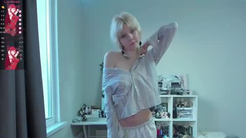 chatur babes online show from June 11, 6:39 pm