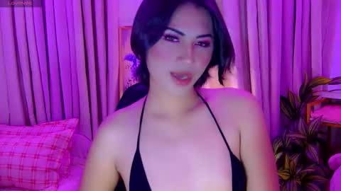 Snapshot of vixenluscious chatting on October 23, 11:20 am vixenluscious online show from October 23, 11:20 am