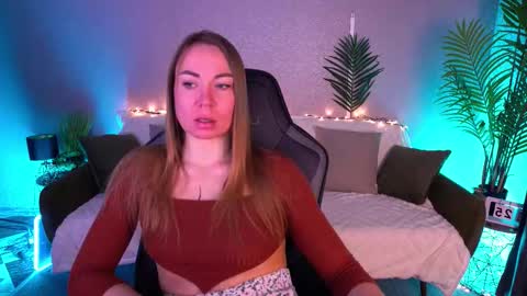 Ur Lady online show from March 25, 8:04 pm