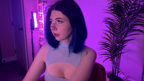 Polly  Online mostly at 9pm-2am UK Time online show from February 10, 6:23 pm