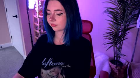 Polly  Online mostly at 9pm-2am UK Time online show from March 27, 6:29 pm