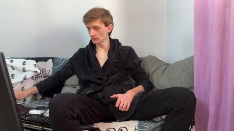 Snapshot of vlad_ggvldd chatting on March 7, 12:46 pm Vlad Dinovich online show from March 7, 12:46 pm