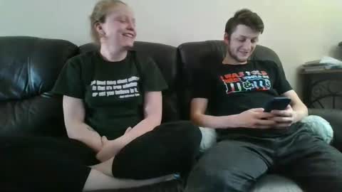 Snapshot of vladandval25 chatting on February 18, 8:14 pm vladandval25 online show from February 18, 8:14 pm