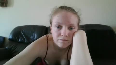 Snapshot of vladandval25 chatting on March 6, 6:16 pm vladandval25 online show from March 6, 6:16 pm