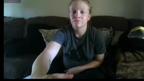 Snapshot of vladandval25 chatting on September 9, 7:35 pm vladandval25 online show from September 9, 7:35 pm