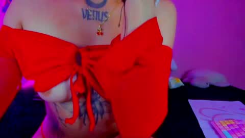 Gabriela online show from June 11, 2:26 pm