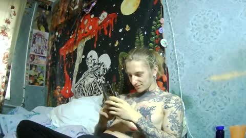 Snapshot of voldan_elf chatting on November 6, 9:54 am Elf online show from November 6, 9:54 am