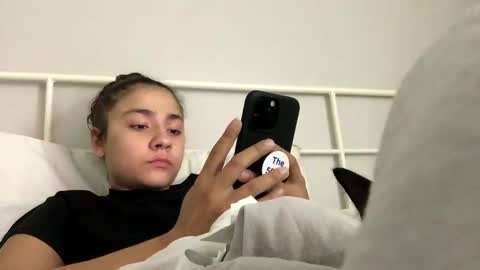 Snapshot of volentic chatting on October 2, 5:36 am volentic online show from October 2, 5:36 am