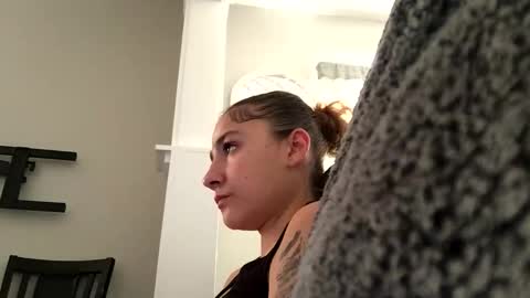 Snapshot of volentic chatting on October 2, 6:48 pm volentic online show from October 2, 6:48 pm