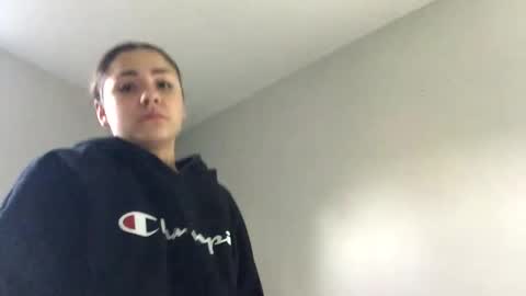 Snapshot of volentic chatting on October 3, 11:24 pm volentic online show from October 3, 11:24 pm