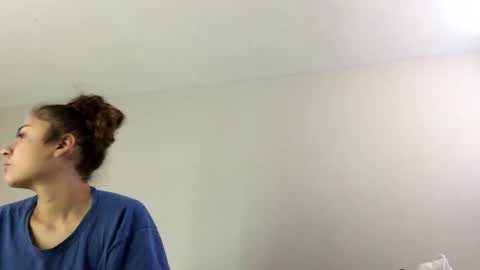 Snapshot of volentic chatting on October 7, 4:37 pm volentic online show from October 7, 4:37 pm