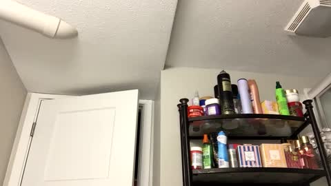 Snapshot of volentic chatting on October 10, 1:04 am volentic online show from October 10, 1:04 am