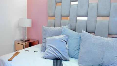 Lisa online show from March 7, 10:29 pm