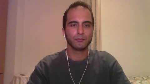 Snapshot of volve5 chatting on August 9, 1:51 am volve5 online show from August 9, 1:51 am