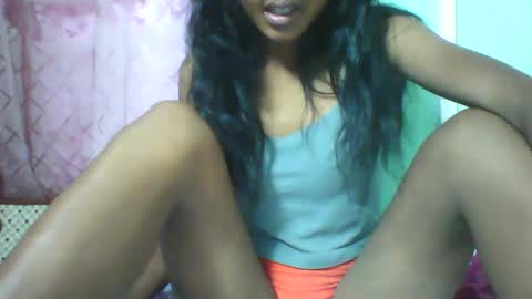 vounialdy online show from January 24, 1:03 pm