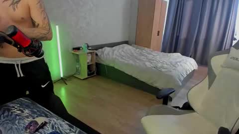 vova online show from March 30, 11:11 am