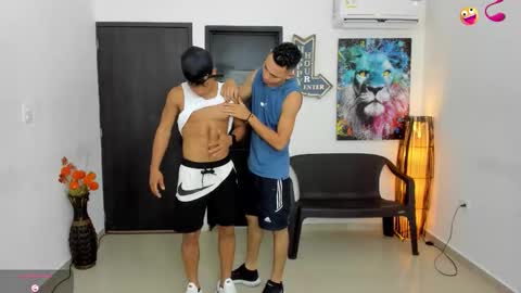 voyeurism_guys online show from November 20, 11:04 pm