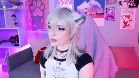 vronnier online show from April 15, 3:41 pm