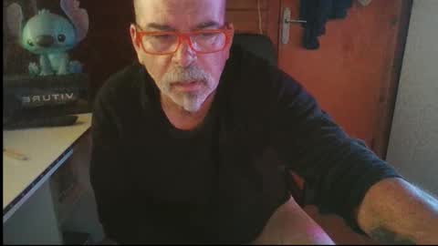 oscar online show from October 5, 5:50 am