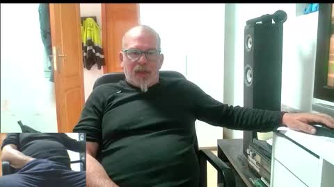 Snapshot of vuda77 chatting on March 1, 2:08 pm oscar online show from March 1, 2:08 pm