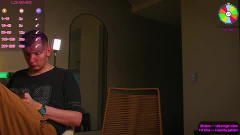 Snapshot of vundersex chatting on December 19, 5:42 pm Eva and Franklin online show from December 19, 5:42 pm