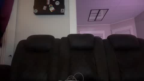 Snapshot of vveejay48826 chatting on September 13, 3:39 am vveejay online show from September 13, 3:39 am