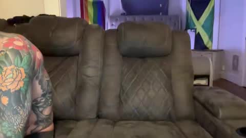 Snapshot of vveejay48826 chatting on November 1, 2:57 am vveejay online show from November 1, 2:57 am