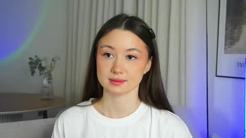 Snapshot of vvilly_wonka chatting on February 22, 1:40 am Ethal - thank you for thumb up online show from February 22, 1:40 am