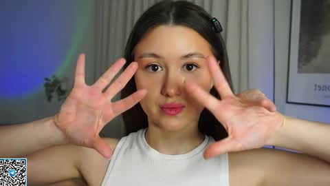 Snapshot of vvilly_wonka chatting on February 23, 1:47 am Ethal - thank you for thumb up online show from February 23, 1:47 am