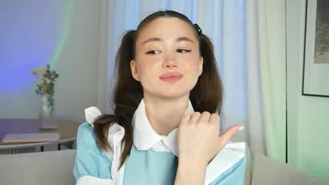 Snapshot of vvilly_wonka chatting on March 18, 2:04 am Ethal - thank you for thumb up online show from March 18, 2:04 am