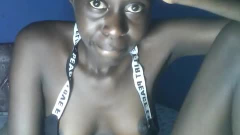 Snapshot of vvuuvvu chatting on March 19, 3:49 pm vvuuvvu online show from March 19, 3:49 pm