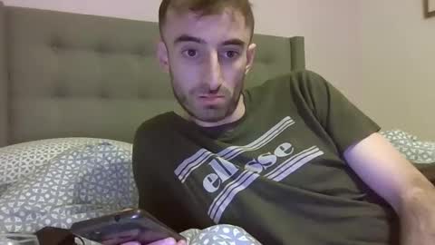 Snapshot of vwelad6969 chatting on February 10, 10:30 pm hung boy online show from February 10, 10:30 pm