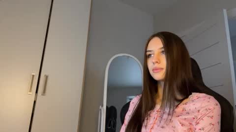 Snapshot of vx_arina chatting on March 1, 9:22 am Arina online show from March 1, 9:22 am