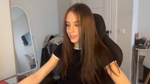 Snapshot of vx_arina chatting on March 15, 8:31 am Arina online show from March 15, 8:31 am