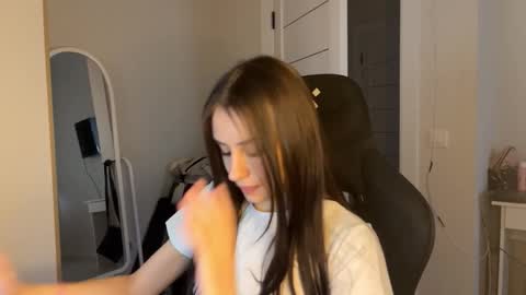 Snapshot of vx_arina chatting on March 21, 9:25 am Arina online show from March 21, 9:25 am