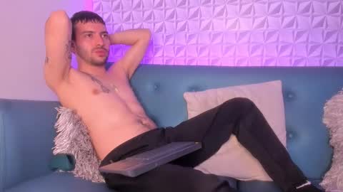 Vynny Blacke online show from November 14, 10:29 pm