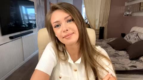 Mona online show from March 26, 9:48 am