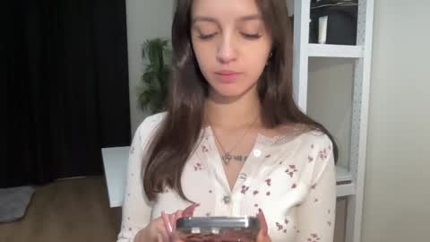 Snapshot of w33d7 chatting on December 27, 10:16 pm Alice  Before pvt write to me in PM  online show from December 27, 10:16 pm