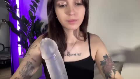 Snapshot of w33d7 chatting on March 3, 10:42 pm Alice  Before pvt write to me in PM  online show from March 3, 10:42 pm