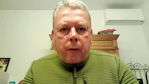 Snapshot of w714546 chatting on September 15, 3:17 am Faustocoppiopinion online show from September 15, 3:17 am