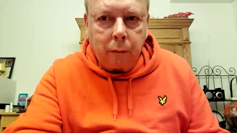 Snapshot of w714546 chatting on September 22, 1:29 am Faustocoppiopinion online show from September 22, 1:29 am