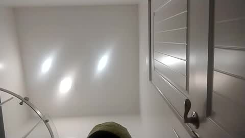 waffywaff77 online show from February 7, 9:24 am