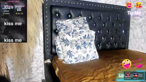 Jhon online show from June 15, 10:01 pm