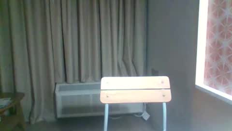 Snapshot of waketomyd chatting on December 17, 4:07 am WakeToMyD online show from December 17, 4:07 am