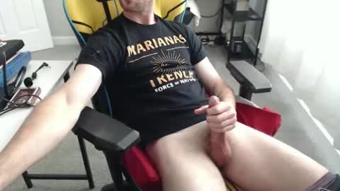 Snapshot of waldooflocksley chatting on May 3, 2:56 pm WaldoOfLocksley online show from May 3, 2:56 pm