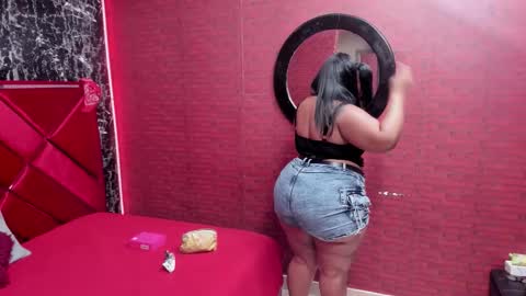 waleska   online show from February 8, 11:57 am