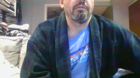 walker033 online show from March 2, 5:33 am